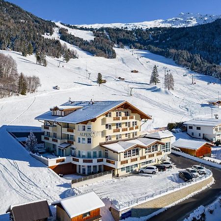 Hotel Alpen-Royal Jerzens Bagian luar foto