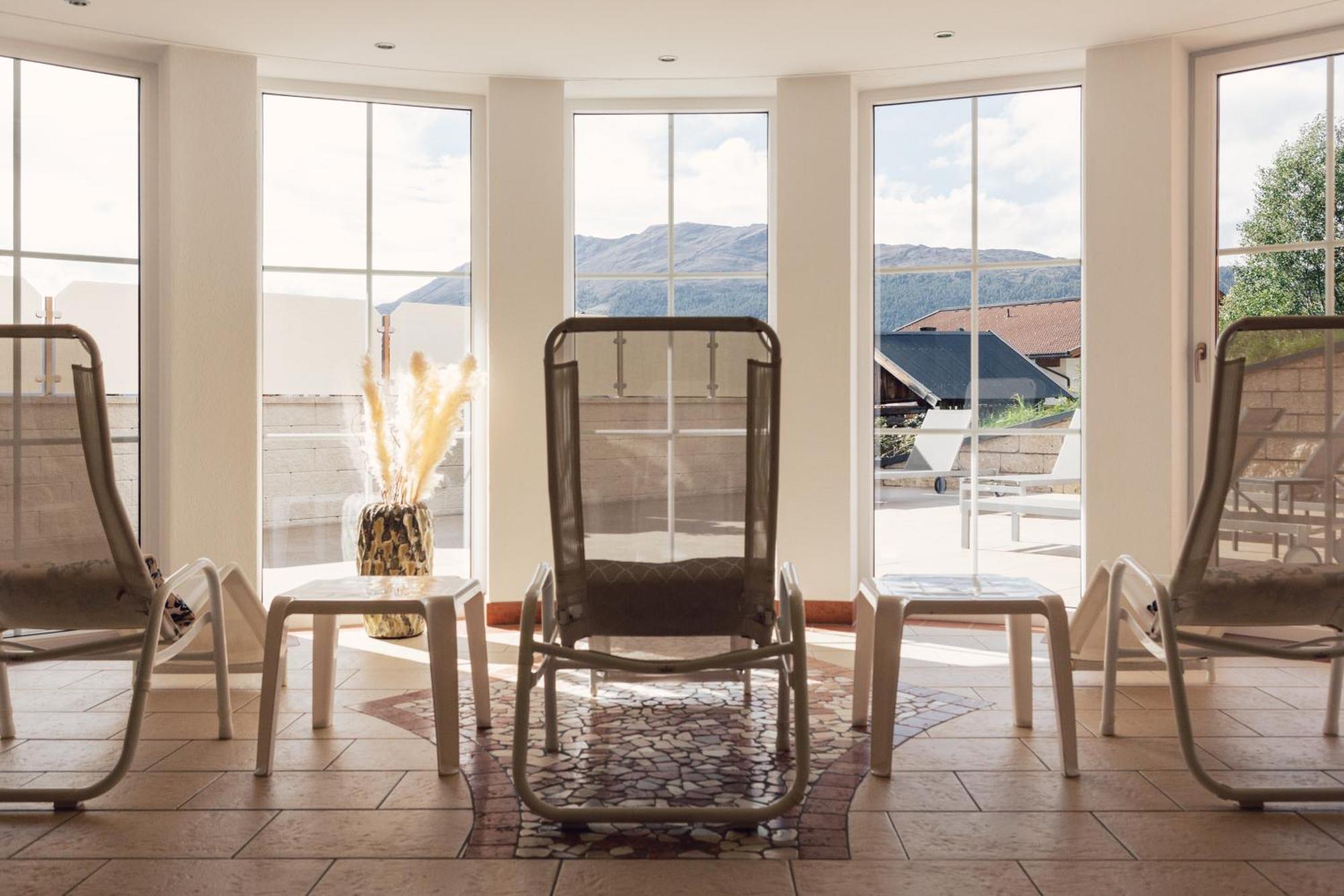 Hotel Alpen-Royal Jerzens Bagian luar foto