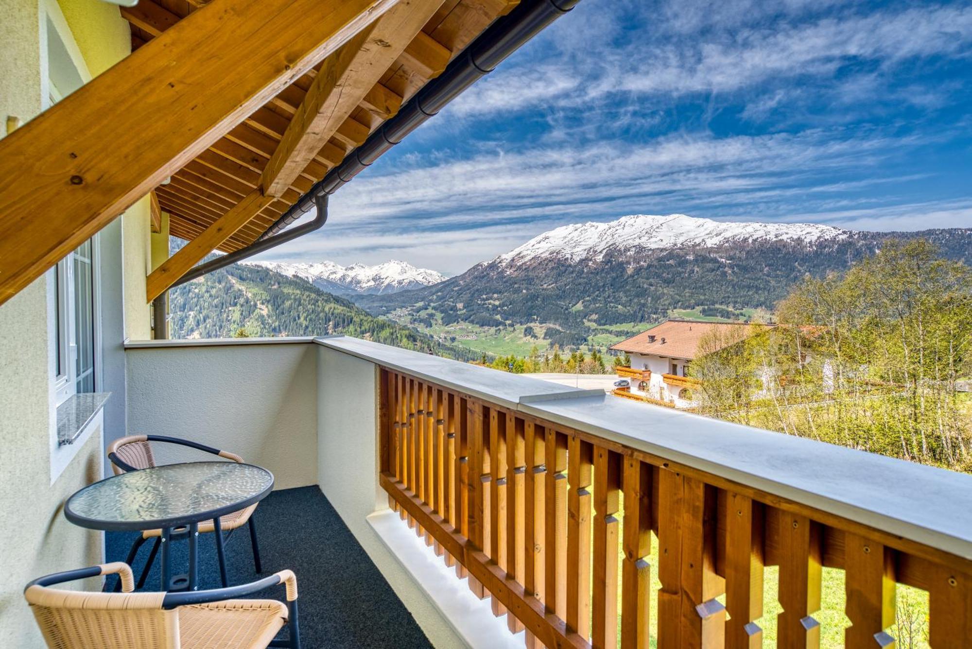 Hotel Alpen-Royal Jerzens Bagian luar foto