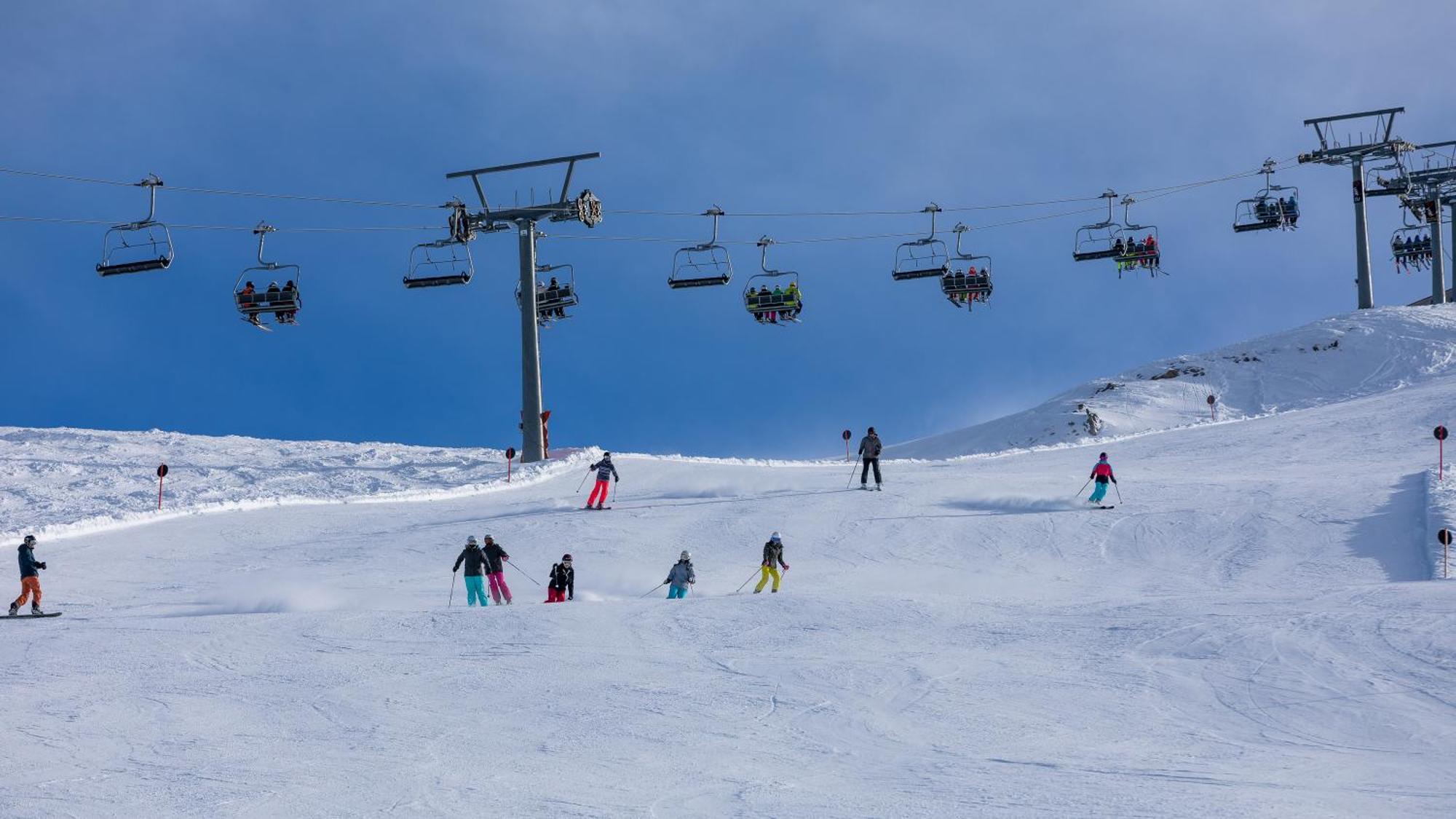 Hotel Alpen-Royal Jerzens Bagian luar foto