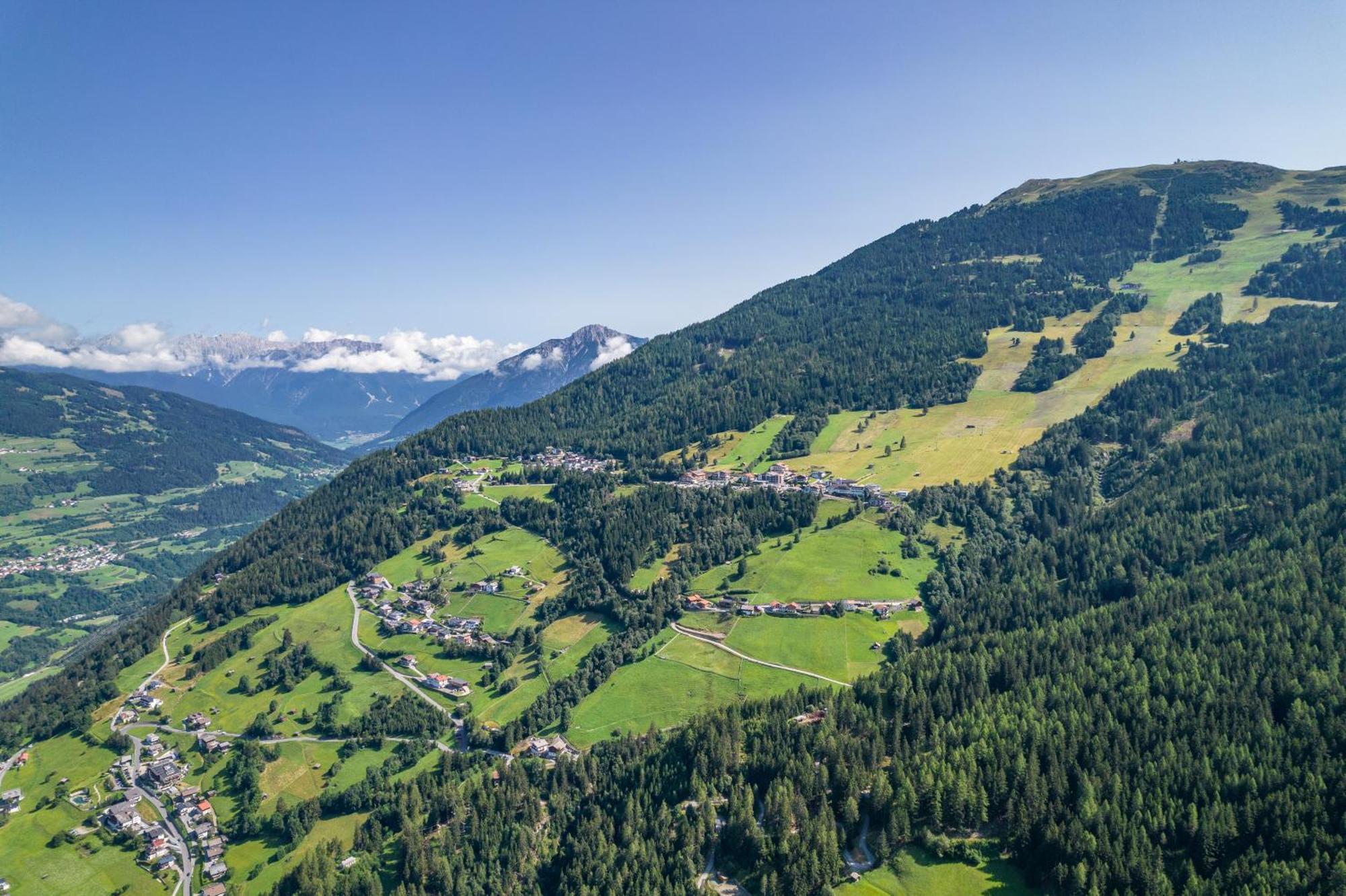 Hotel Alpen-Royal Jerzens Bagian luar foto
